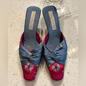 Olivia Rose Tal Heels size 7